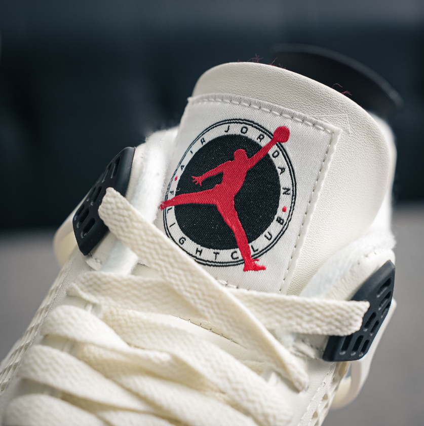 Air Jordan 4 Retro "Flight Club"
