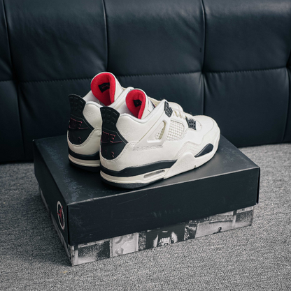 Air Jordan 4 Retro "Flight Club"