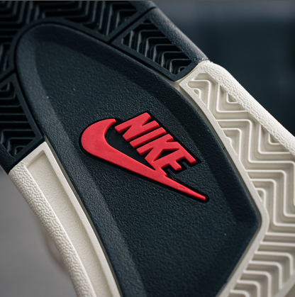 Air Jordan 4 Retro "Flight Club"